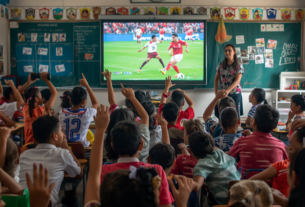 CLASES SÍ, PERO CON FUTBOL